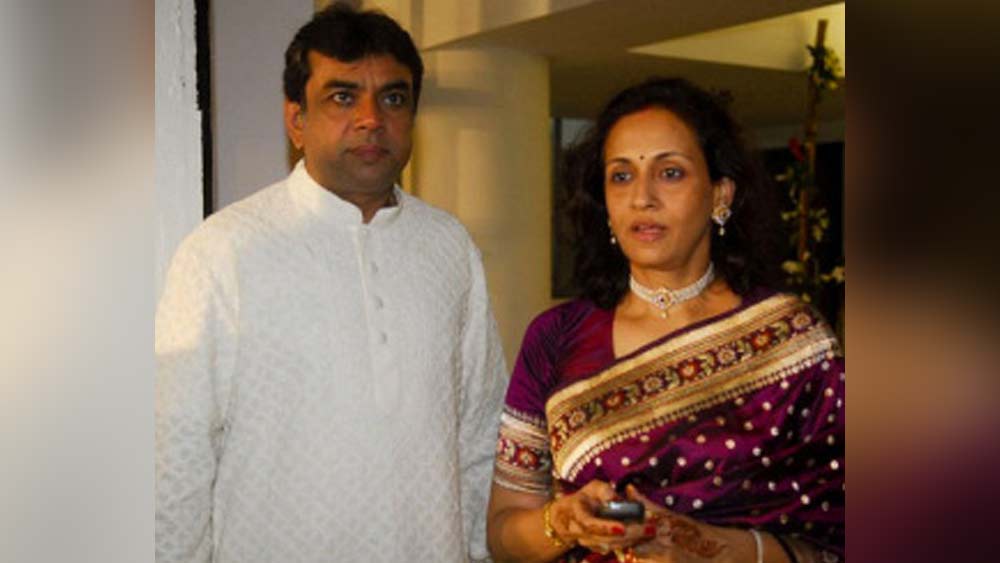 তাঁদের বিয়ের আসর ছিল বাহুল্যবর্জিত। পরে স্বরূপ এক সাক্ষাৎকারে জানান, তাঁদের বিয়ে হয়েছিল মুম্বইয়ের লক্ষ্মীনারায়ণ মন্দিরে। ন’জন পুরোহিতের মন্ত্রোচ্চারণের মধ্যে দিয়ে সম্পন্ন হয় বিয়ের আচার অনুষ্ঠান।