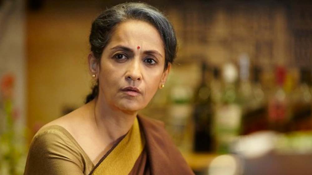 দীর্ঘ বিরতির পরে অবশ্য স্বরূপ কয়েক বছর আগে ফিরেছেন হিন্দি সিনেমায়। ২০০২ সালে মুক্তি পাওয়া ‘সাথিয়া’ ছবিতে অভিনয় করেছিলেন তিনি। আবার প্রায় দেড় দশক পরে তিনি অভিনয় করেন বলিউডের হিন্দি ছবিতে।