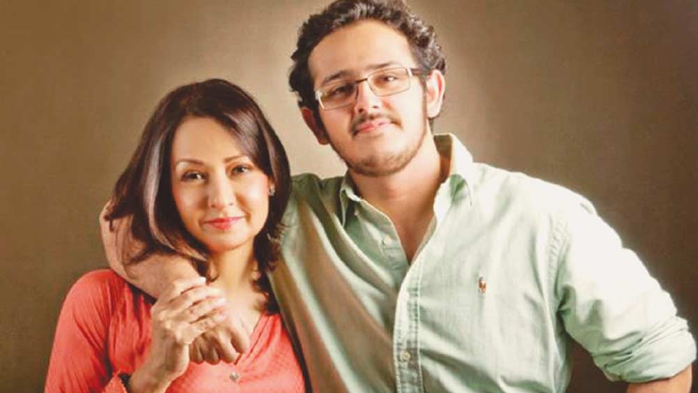 পাকিস্তানে নব্বইয়ের দশকে কয়েকটি ছবি করেছিলেন জেবা। কিন্তু সেখানেও উল্লেখযোগ্য সাফল্য অধরা-ই থেকে যায়। এখন তিনি টেলিভিশনে ধারাবাহিক শো পরিচালনা করেন।