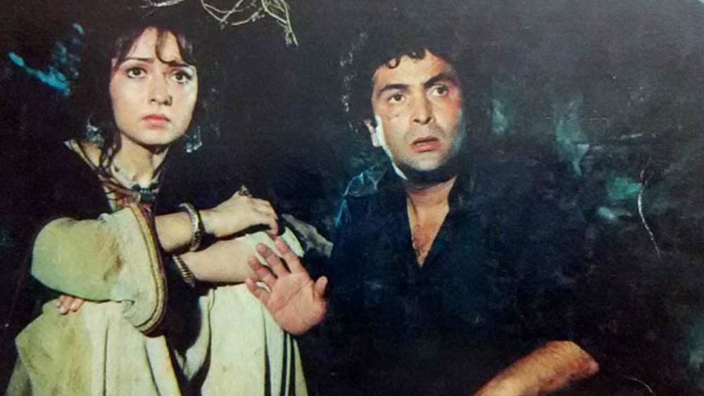 ঋষি কপূরের মৃত্যুতে গভীর শোক প্রকাশ করেছেন জেবা। জানিয়েছেন, সহঅভিনেতা হিসেবে ঋষি কপূর ছিলেন অতুলনীয়।