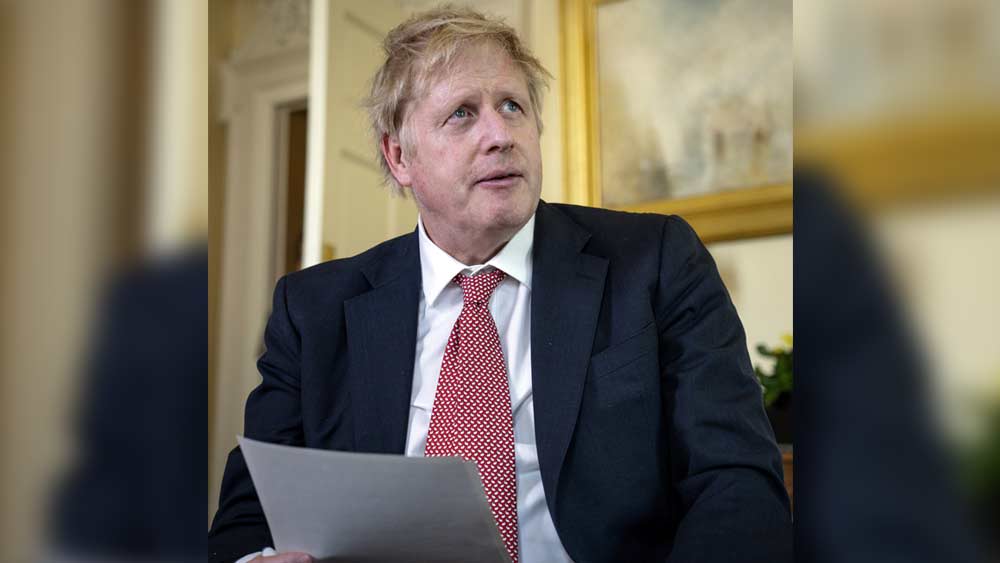 গত বছর জুলাই মাসে ব্রিটেনের প্রধানমন্ত্রী হিসেবে শপথ নেন বরিস। তার কয়েক মাস পরে। চলতি বছরের জুলাইয়ে দ্বিতীয় স্ত্রীর সঙ্গে বরিসের বিবাহবিচ্ছেদ হয়ে যায়।