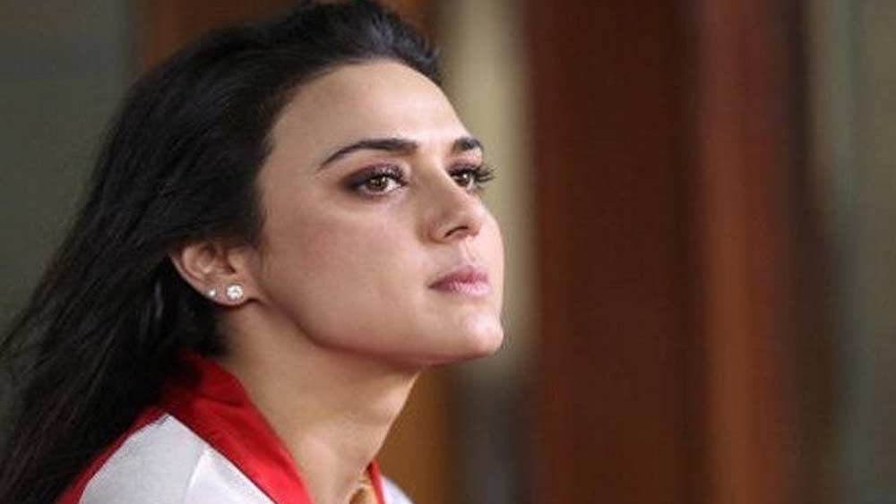 এর পর প্রীতির প্রতি ইন্ডাস্ট্রির দৃষ্টিভঙ্গিই পাল্টে যায়। বলা হতে থাকে, তিনি-ই ইন্ডাস্ট্রির একমাত্র পুরুষসিংহ। কিন্তু সাহসিকতার মাসুল দিতে হয়েছিল প্রীতিকে। এক পর্নঅভিনেত্রীর ছবির সঙ্গে প্রীতির ছবি মর্ফ করে বিকৃত ও অশ্লীল এমএমএস বানিয়ে ছড়িয়ে দেওয়া হয়েছিল।