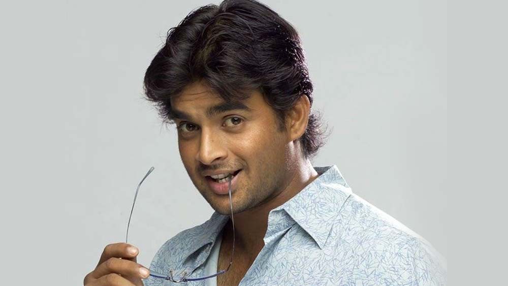 তিনি ফিরে আসেন পড়াশোনার মূলস্রোতে। মুম্বইয়ের কিষিণচাঁদ কলেজ থেকে স্নাতকোত্তর করেন পাবলিক স্পিকিংয়ে। এই সময়েই ঝোঁক হয় মডেলিং-এর দিকে। তিনি পোর্টফোলিয়ো তৈরি করান।