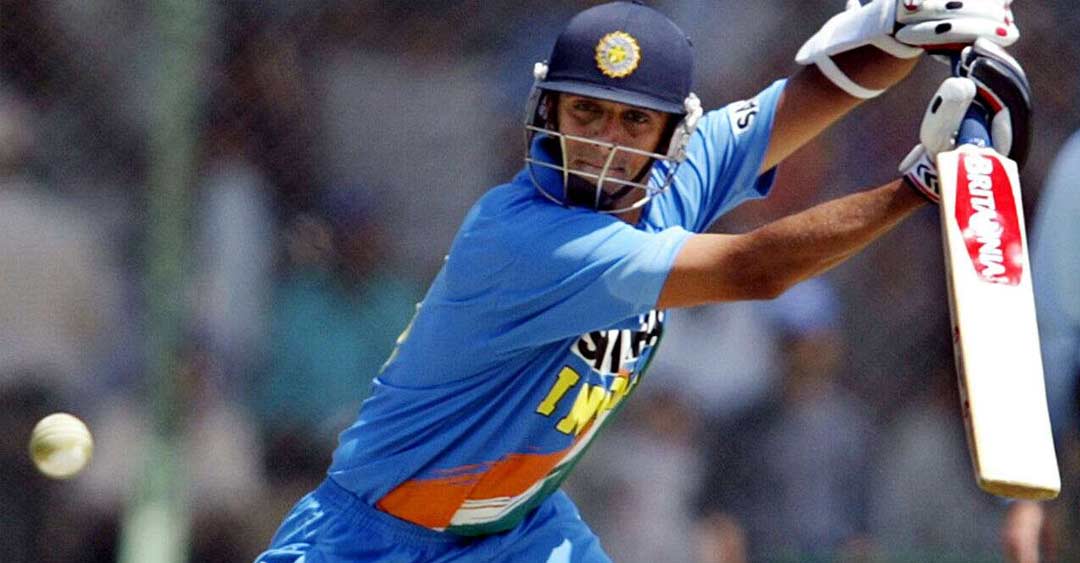 রাহুল দ্রাবিড়— রাহুল দ্রাবিড় ছিলেন ভারতীয় ক্রিকেটের দ্য ওয়াল। সে দিনের ম্যাচে চার নম্বরে দ্রাবিড় খেলেছিলেন ৮০ বলে ৫৩ রানের ইনিংস। বর্তমানে দ্রাবিড় জাতীয় ক্রিকেট অ্যাকাডেমির ক্রিকেট অপারেশনের ডিরেক্টর।