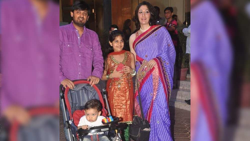 ২০০৩ সালে ইয়াসমিনকে বিয়ে করেছিলেন ওয়াজিদ। এক ছেলে ও এক মেয়েকে নিয়ে সংসারের ঘেরাটোপে তিনি উপভোগ করতেন ভরপুর ঘরোয়া জীবন। সেলেব্রিটি জীবনের ব্যস্ততা ঢুকতে পারত না সেখানে।