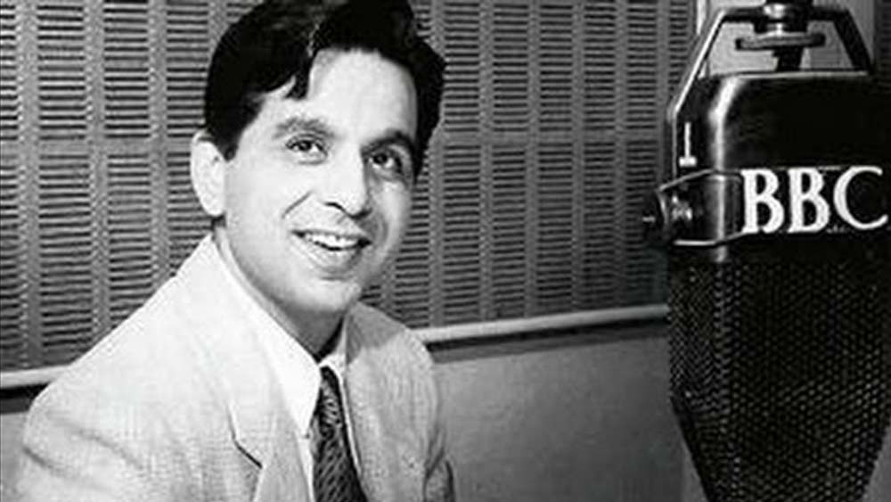 বাড়ি ফিরলেন পাঁচ হাজার টাকা জমিয়ে। তখনও অবধি জীবনের লক্ষ্য ছিল, ব্যবসায়ী হওয়া। ব্যবসা শুরু করার সূত্রেই আলাপ হল জনৈক মাসানির সঙ্গে। তিনি দেখেই বুঝলেন, ইউসুফের জায়গা ব্যবসার গদিতে নয়। বরং অন্য কোথাও।