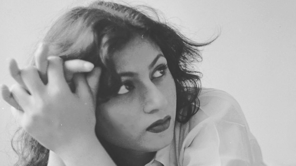 ১৯৬০ সালে মধুবালা বিয়ে করেন কিশোরকুমারকে। কিন্তু দিলীপকুমার বেশ কয়েক বছর কোনও সম্পর্ক থেকে দূরে ছিলেন। ১৯৬৬ সালে তিনি বিয়ে করেন সায়রা বানুকে। শোনা যায়, তাঁর বিয়ের খবরে মানসিক ভাবে ভেঙে পড়েন অসুস্থ মধুবালা। তার তিন বছর পরে মাত্র ৩৬ বছর বয়সে প্রয়াত হন তিনি।