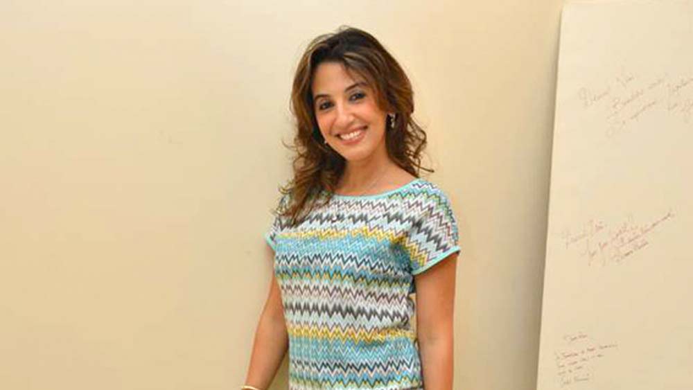 চিনা ভাষার ছবি ‘বানদুং সোনাটা’-য় পেরিজাদ অভিনয় করেছিলেন ইন্দিরা গাঁধীর ভূমিকায়।