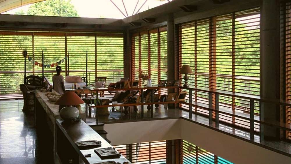 গোয়ার কোরাও দ্বীপের ছোট্ট গ্রাম ক্যারোনা। সেই গ্রামেই রয়েছে এই বাড়ি।