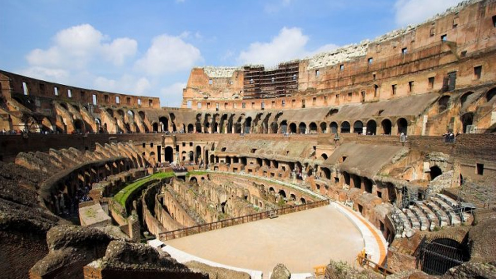 এই দাবির পিছনে কারণ হল, হ্রদ থেকে রোমান সম্রাট অ্যান্তোনিয়াস পায়াসের সমকালীন মুদ্রা ও অন্যান্য প্রত্নতাত্ত্বিক জিনিসের সন্ধান মিলেছে। পরবর্তী সময়ের বিভিন্ন শাসক যেমন সম্রাট ভ্যালেন্স, সম্রাট দ্বিতীয় ভ্যালেন্তাইনিয়ানের সমসাময়িক মুদ্রার নিদর্শনও পাওয়া গিয়েছে।