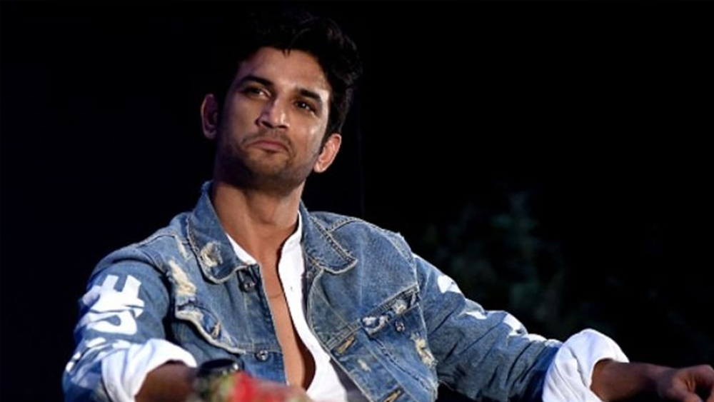 ধোনির চরিত্র সঠিক ভাবে তুলে ধরতে তিনি মাঠে কাটিয়েছেন বহু সময়। প্রাক্তন জাতীয় উইকেটকিপার কিরণ মোরের কাছে কোচিং শিখেছিলেন। নিখুঁত নকল করেছিলেন ধোনির ব্যাটিং স্টাইল। পর্দায় তার হেলিকপ্টার শট বাহবা কুড়িয়েছিল ধোনিরও।