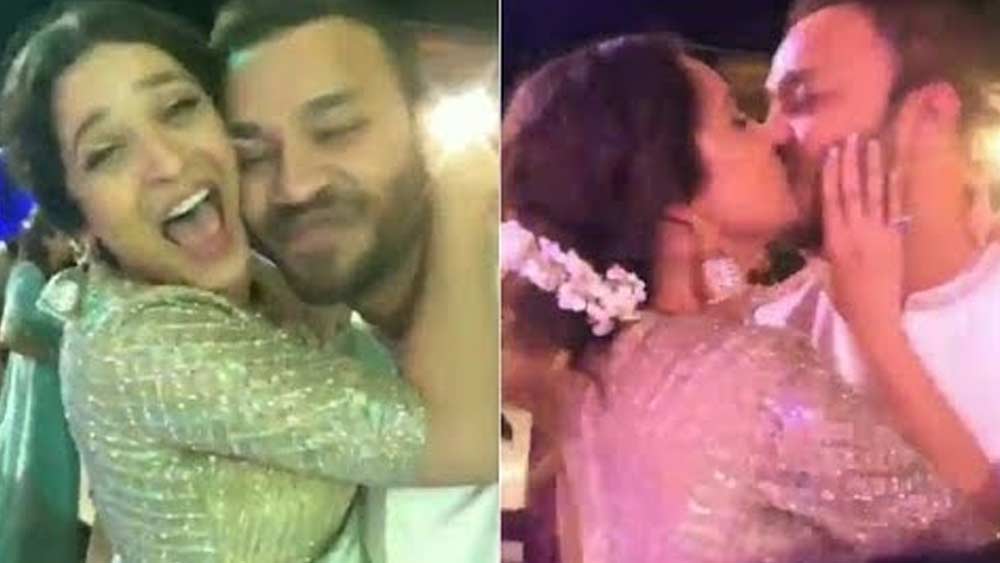 টেলিভিশনে অভিনয় বেশ কয়েক বছর ছেড়ে দিয়েছেন অঙ্কিতা। আগের তুলনায় কমিয়ে দিয়েছেন কাজের পরিমাণ। শোনা গিয়েছে, সম্প্রতি তাঁর এনগেজমেন্ট হয়েছে বন্ধু ভিকি জৈনের সঙ্গে। ভিকি পেশায় প্রতিষ্ঠিত ব্যবসায়ী। তবে এনগেজমেন্টের খবর অঙ্কিতা স্বীকার করেননি।