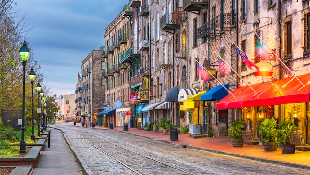 সাভান্না ইকোনমিক ডেভেলপমেন্ট অথরিটি (সেডা)-র অধীনে বেশ কিছু নতুন শিল্পতালুক গড়ে তোলা হয়েছে সেখানে। সেখানে কাজের জন্য কর্মীদের আকর্ষণ করতেই বিশেষ প্যাকেজের ব্যবস্থা করা হয়েছে।