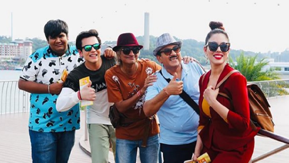 মুনমুন ভেবেছিলেন, দু-এক বছর পর সিরিয়াল শেষ হয়ে গেলে ফের বলিউডে মন দেবেন তিনি। কিন্তু ১২ বছর পেরিয়ে গেলেও সিরিয়ালটি আজও চলছে এবং টিআরপি-র দৌড়ে বাকিদের রীতিমতো টক্কর দিচ্ছে। এই কারণেই সিরিয়াল ছেড়ে দেওয়ার সাহস বোধহয় পাননি মুনমুন। তাই সমান তালে সিরিয়ালটিতে অভিনয় করে চলেছেন তিনি।