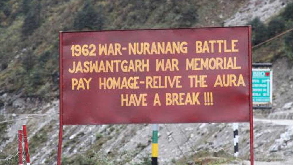 অসামান্য বীরত্বের জন্য মরণোত্তর মহাবীর চক্রে সম্মানিত হন যশোবন্ত। ত্রিলোক সিংহ নেগি আর গোপাল সিংহ গুসেইন পান বীর চক্র। গাড়ওয়াল রাইফেলস-এর ওই ব্যাটালিয়ন পায় ব্যাটেল হনার। বাষট্টির যুদ্ধে সেনা সম্মান পাওয়া সেনাবাহিনীর একমাত্র ইউনিট।