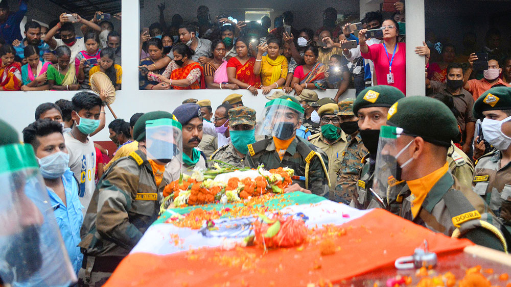 Political conflict in martyr's last journey too
