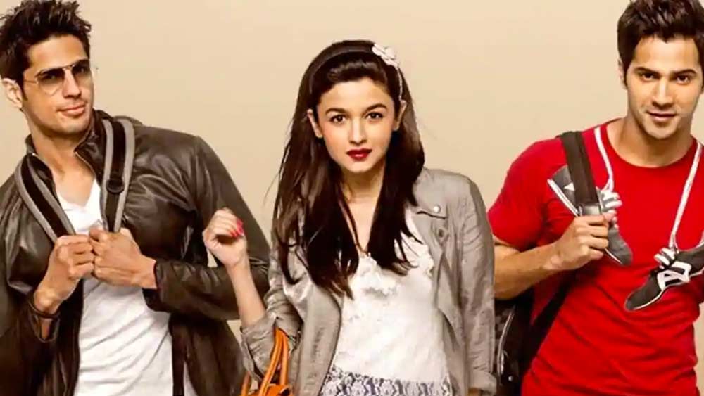 স্বজনপোষণের অভিযোগে যিনি এই মুহূর্তে বিদ্ধ, তিনি কর্ণ জোহর। তাঁর পরিচালনা এবং গৌরী খানের প্রযোজনায় ‘স্টুডেন্ট অব দ্য ইয়ার’ ছবি দিয়ে কেরিয়ার শুরু করেন আলিয়া ভট্ট এবং বরুণ ধবন।