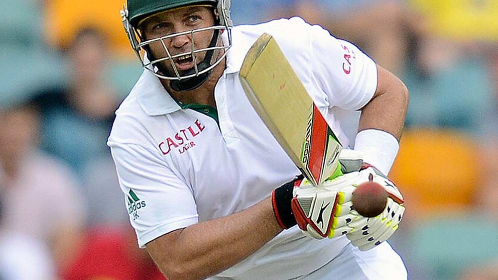 দ্বাদশ ব্যক্তি হিসেবে জ্যাক কালিসকে রেখেছেন চাওলা। অনেকের মতে, ক্রিকেট ইতিহাসের সর্বকালের সেরা অলরাউন্ডার তিনি। ১৬৬ টেস্টে ৫৫.৩৭ গড়ে ১৩২৮৯ রান করেছেন। ৪৫ সেঞ্চুরি, ৫৮ হাফ-সেঞ্চুরি। সর্বোচ্চ ২২৪। মিডিয়াম পেসে নিয়েছেন ২৯২ উইকেট। ইনিংসে পাঁচ উইকেট নিয়েছেন পাঁচবার। ৫৪ রানে ছয় উইকেট তাঁর সেরা বোলিং।