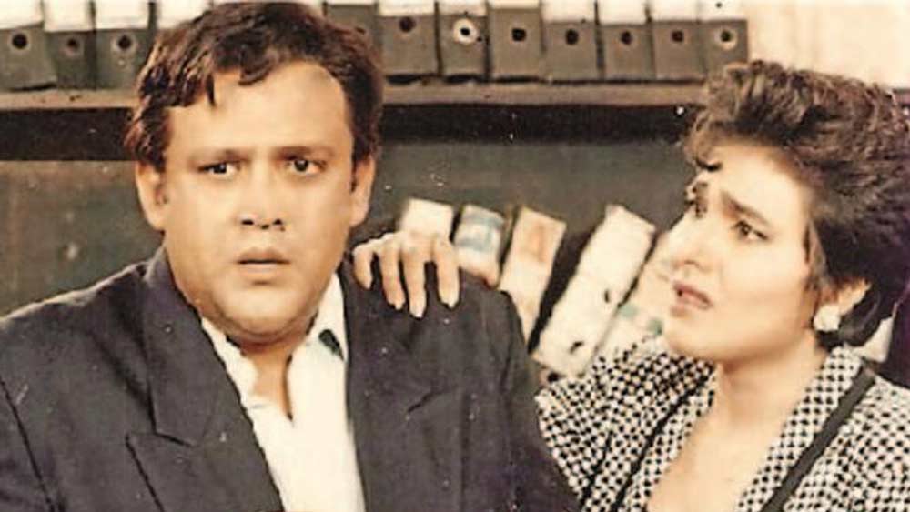 নভনীতের অভিযোগের ভিত্তিতে আলোক নাথকে সিরিয়াল থেকে বাদ দেওয়া হয়। কিন্তু এর ফলে ধারাবাহিকের টিআরপি দ্রুত হারে পড়তে থাকে। শেষে সিরিয়ালের চিত্রনাট্যে পরিবর্তন আনা হয়। সেইসঙ্গে ফিরিয়ে আনা হয় আলোক নাথকেও। এর জেরে ক্ষুব্ধ নভনীত-ই সিরিয়াল ছেড়ে বেরিয়ে যান।