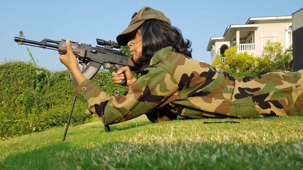 ডাক্তারি, এমবিএ, মার্শাল আর্টের পাশাপাশি সৌন্দর্য প্রতিযোগিতাতেও অংশ নিয়েছেন সীমা। মিস ইন্ডিয়া ওয়ার্ল্ড-এর ফাইনালিস্ট ছিলেন তিনি।