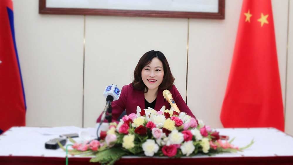 শুধু পর্যটন ক্ষেত্রই নয়। চিন-নেপাল সম্পর্কের অন্য দিকও তুলে ধরেন হৌ ইয়াঙ্কি। বলেছেন, তাঁর দেশ গত চার বছর ধরে নেপালের পরিকাঠামোর উন্নয়নে সাহায্য করছে। তার মধ্যে পর্যটন অন্যতম গুরুত্বপূর্ণ অংশ।