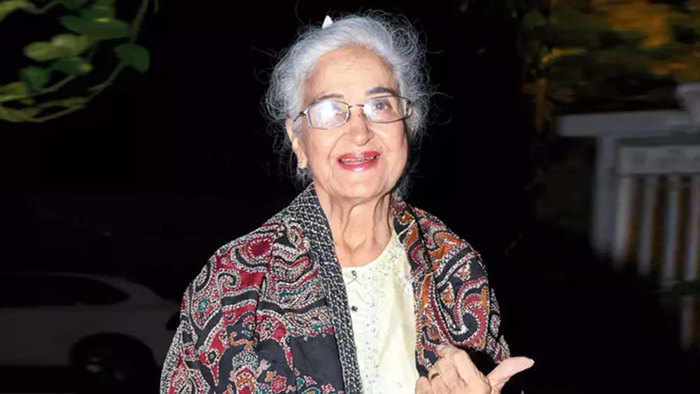 ১৯৪৬ সালে প্রথম অভিনয়ের সুযোগ। চেতন আনন্দ তাঁকে ‘নীচা নগর’ ছবিতে অভিনয়ের প্রস্তাব দেন। অল্পস্বল্প অভিনয় অবশ্য তার আগে থেকেই করেছিলেন তিনি।