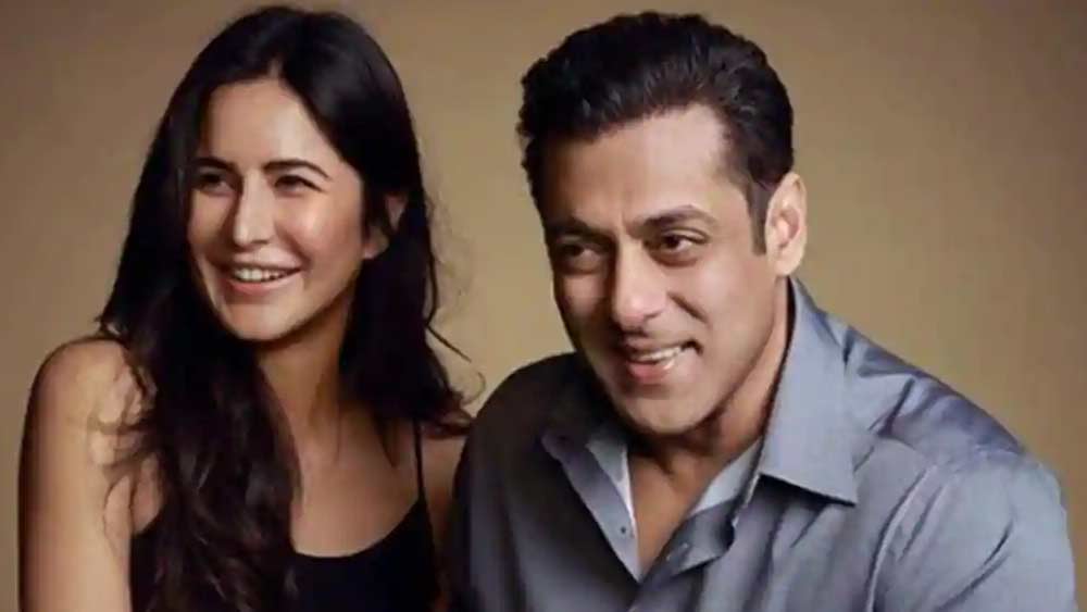 সিনেমাটি করবেন কী না সে বিষয়ে যখন ক্যাটরিনা দোটানায়, ঠিক সেই সময়েই সলমন তাঁকে ছবিটি করতে বলেন। যে জন তাঁর সঙ্গে একদা ছবি করতে অস্বীকার করেছিলেন, তাঁর সঙ্গেই আবার কাজ করা যে পরোক্ষে ক্যাটরিনার জয়, সে কথা ক্যাটকে বুঝিয়েছিলেন সলমন।