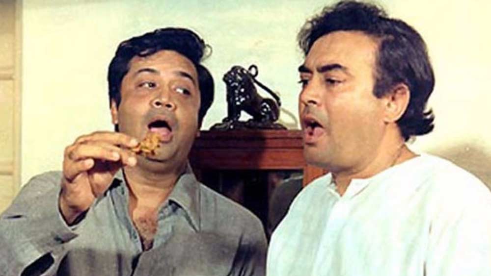 তাঁর ফিল্মোগ্রাফিতে উল্লেখযোগ্য ‘মিলন’, ‘বুঢঢা মিল গ্যয়া’, ‘মেরে অপনে’, ‘অন্নদাতা’, ‘মালিক’, ‘ফির কব মিলোগি’, ‘অর্জুন পণ্ডিত’, ‘দুসরা আদমি’, ‘খট্টা মিঠা’, ‘সফেদ ঝুট’, ‘গোলমাল’, ‘নাস্তিক’, ‘জলমহল’ এবং ‘আঙ্গুর’।