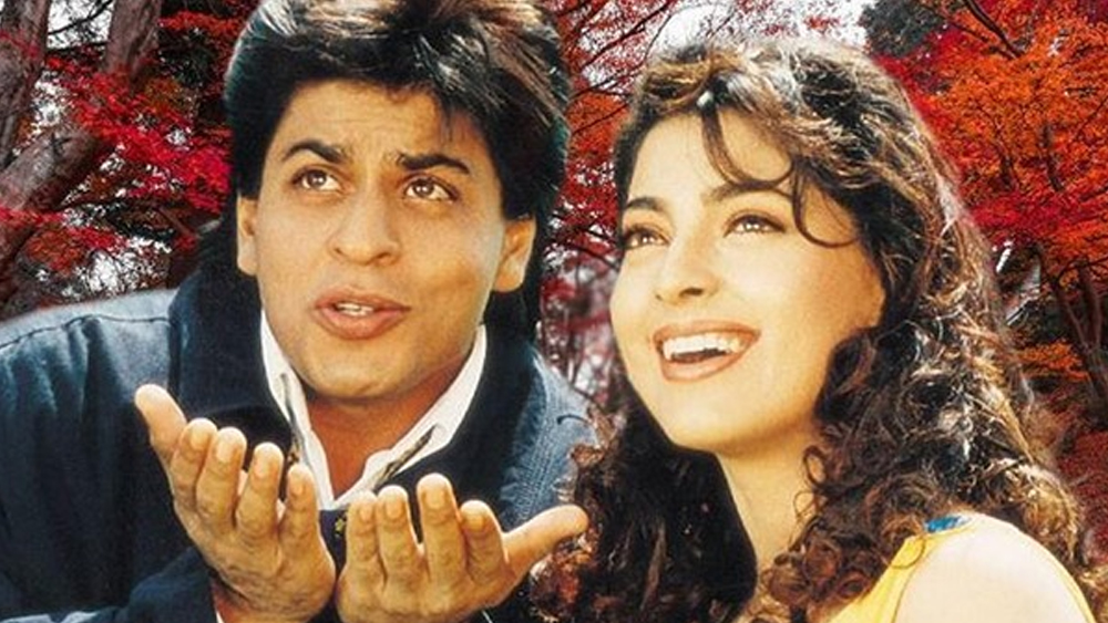 ঠিক এমনই সময়ে জুহির সঙ্গে শাহরুখের একটি ছবির অফার আসে। ছবির নাম ‘রাজু বন গয়া জেন্টলম্যান’। সেই ছবি চলাকালীন জুহির সঙ্গেও বেশ ভালই সখ্যতা গড়ে ওঠে শাহরুখের।