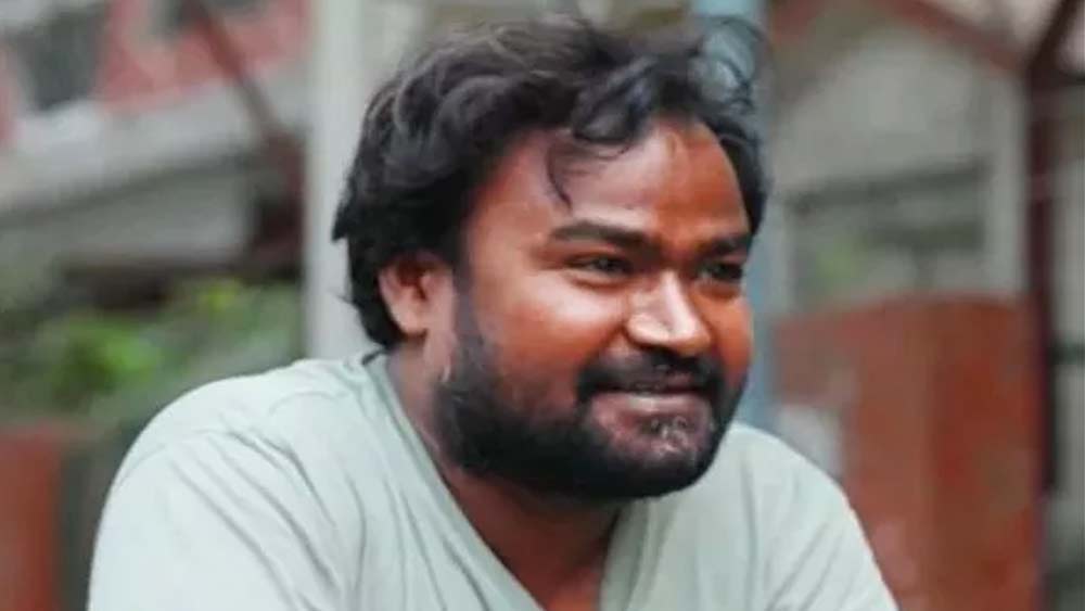 লকডাউনে সিনেমা, সিরিয়ালের শুটিং বন্ধ থাকায় কাজ হারিয়েছেন এই শিল্পের সঙ্গে যুক্ত অনেকে। সে রকমই কাজ হারানোদের তালিকায় আছেন সোলাঙ্কি দিবাকর।