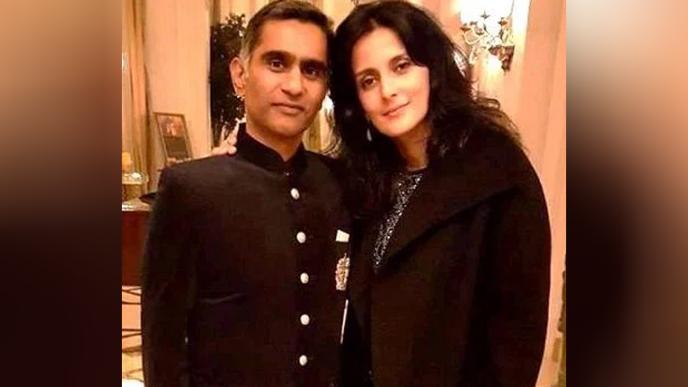 বেশ কিছু বছর পর শোনা যায়, বিয়ে করেছেন টিউলিপ। তাঁর স্বামী ক্যাপ্টেন নাইয়ার প্রাক্তন আর্মি অফিসার। নাইয়ার এবং টিউলিপকে নিয়েও ট্রোল হয়েছিল সোশ্যাল মিডিয়ায়। সুন্দরতার নিরিখে ক্যাপ্টেন নাইয়ার নাকি টিউলিপের যোগ্য নন, এমনটাই বলেছিলেন নেটাগরিকদের একাংশ।