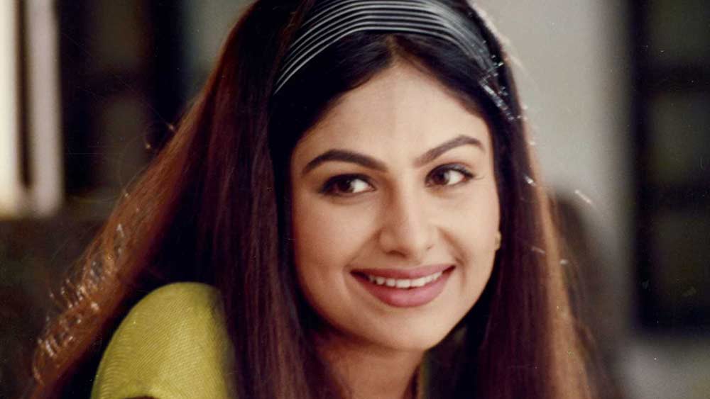 তাঁর কেরিয়ারের সবথেকে বড় হিট ছবি ছিল ‘দালাল’। এই ছবি ঘিরেই এসেছে বিতর্ক। আয়শার অভিযোগ ছিল, ছবিতে ঘনিষ্ঠ দৃশ্যে তাঁর বডি ডাবল ব্যবহার করা হয়েছে।