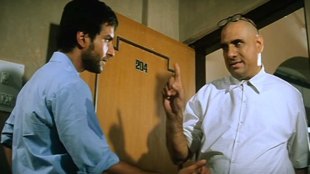 ২০০১ সালে মুক্তি পায় বোমান ইরানির প্রথম সিনেমা ‘এভরিবডি সে’জ অ্যাম ফাইন’। এর পর ‘ডরনা মানা হ্যায়’, ‘মুন্নাভাই এমবিবিএস’, ‘লগে রহো মুন্নাভাই’ ছবিতে বোমানের কাজ প্রশংসিত হয় দর্শকের দরবারে।