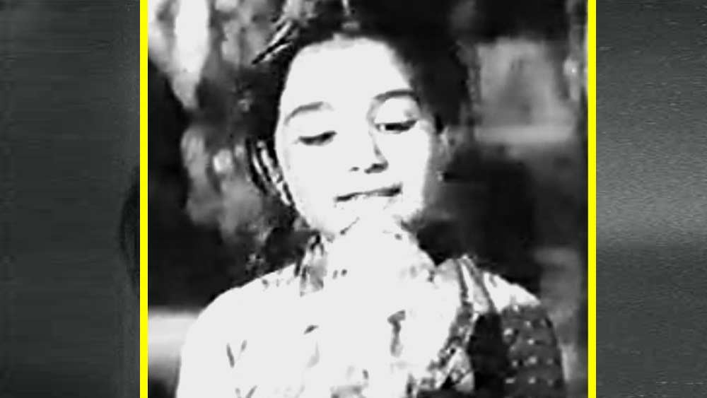 শিশুশিল্পী হিসেবে তবসসুমের আরও একটি উল্লেখযোগ্য ছবি হল ‘বৈজু বাওরা’। বিজয় ভট্ট পরিচালিত এই ছবিতে তিনি মীনাকুমারীর শৈশবের ভূমিকায় অভিনয় করেছিলেন।