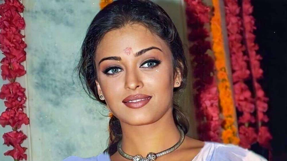 প্রথমে এই ছবির প্রযোজক ছিল সহারা। এই ছবির জন্য নিজের ডেট দিয়ে কন্ট্র্যাক্ট পেপারে সই করেন ঐশ্বর্যা। কিন্তু চুক্তি স্বাক্ষর এবং ছবির শুটিং শুরু হতে হতে অনেক সময় লেগে গিয়েছিল।