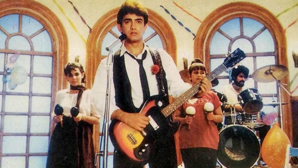 ১৯৮৮ সালে মুক্তি পায় ‘কেয়ামত সে কেয়ামত তক’। এই ছবিতে আমির খানের লিপে উদিত নারায়ণের ‘পাপা কহতে হ্যায়’ সুপারহিট হয়। এর পরে তাঁকে আর পিছনে ফিরে তাকাতে হয়নি।