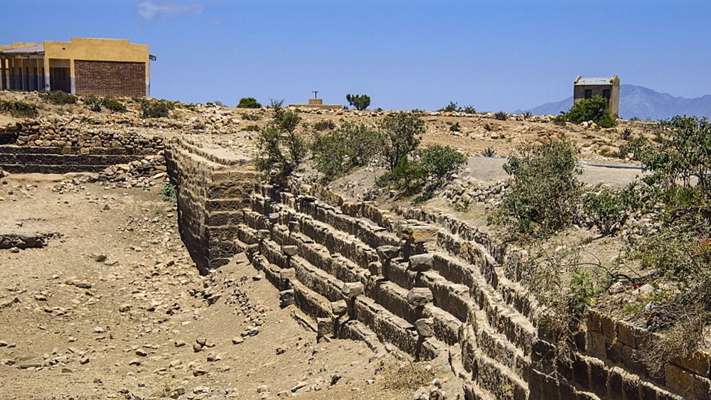 এই সব প্রত্নতাত্ত্বিক নিদর্শন থেকে জানা যায়, সে সময়কার অন্যান্য সভ্যতার সঙ্গেও বাণিজ্য চলত বিটা সামাতি ও আকসুমের।