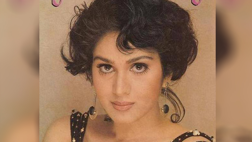 মহেশ ভট্টের ‘জুর্ম’ ছবিতে ‘যব কোয়ি বাত বিগর যায়ে‘ গানটি গেয়েছিলেন শানু। সেই গানটি পর্দায় দেখেই মীনাক্ষীর সঙ্গে বন্ধুত্ব করেছিলেন শানু। তিনি নাকি মীনাক্ষীকে পর্দায় দেখেই প্রেমে পড়েন।