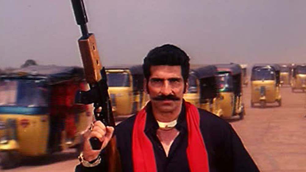 সেইসঙ্গে তাঁর প্রশ্ন, খলনায়ক না থাকলে নায়কের কৃতিত্ব বর্ণময় হবে কী করে? খলনায়ক না থাকলে চিত্রনাট্যে ম্লান হয়ে যাবে নায়কের ভূমিকাও। মনে করেন মুকেশ ঋষি।