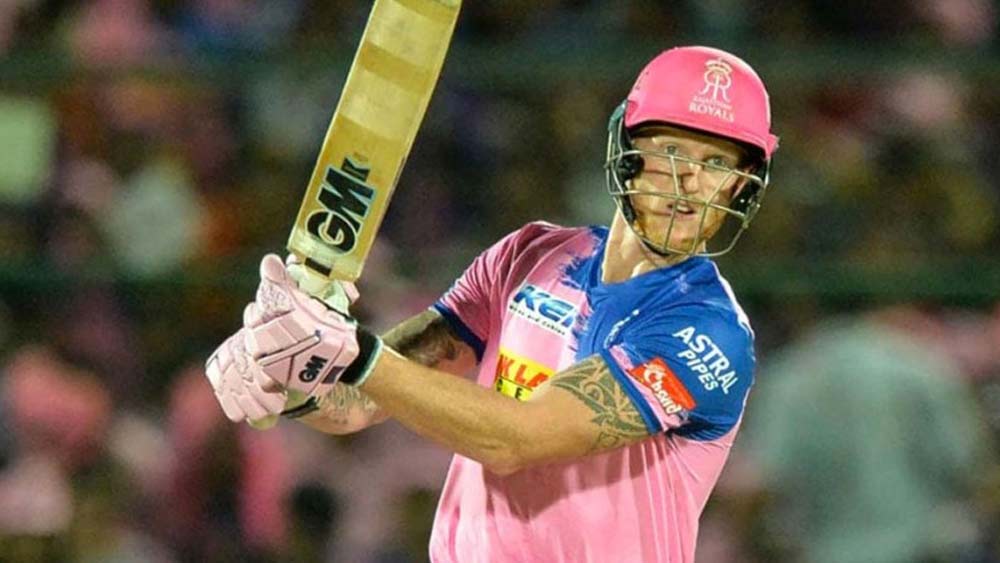 পাঁচে বেন স্টোকসকে রেখেছেন তিনি। চার জন ডানহাতির পর ইনি বাঁহাতি। অলরাউন্ডার স্টোকস বড় শট নিতে পারেন। দলকে টানতে পারেন কঠিন পরিস্থিতিতে। পাশাপাশি, বল হাতেও তিনি নির্ভরযোগ্য। চাপের মুখে তাঁর উপর ভরসা রাখাই যায়। ইনি দলের দ্বিতীয় বিদেশি।