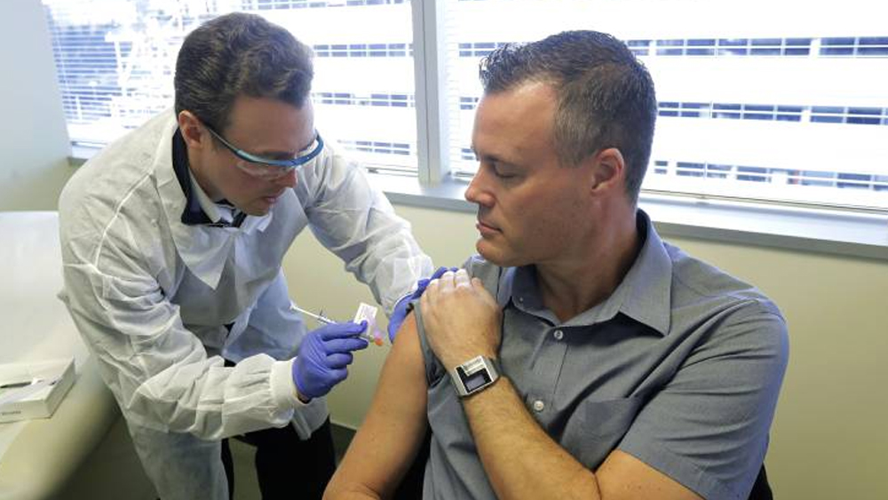 প্রথম পর্যায়ে সফল হলে, প্রতিষেধকটির পরবর্তী পর্যায় (ধাপ-২) বা এক্সপ্যান্ডেড ট্রায়াল চালানো হয়। এই ধাপে বাচ্চা, বয়স্ক, এ রকম বিভিন্ন বয়সের ছোট ছোট গোষ্ঠীতে ভাগ করে ১০০ জন রোগীর দেহে প্রতিষেধক প্রয়োগ করা হয়। এ ক্ষেত্রে প্রতিষেধকটি কতটা নিরাপদ এবং তা রোগ প্রতিরোধ ক্ষমতা তৈরি করতে সক্ষম কি না, তা দেখা হয়। এই ধাপে সাধারণত তিন মাস অপেক্ষা করা হয়। আক্রান্তেরা সুস্থ হচ্ছেন কি না, বা শরীরে ক্ষতিকর প্রভাব পড়ছে কি না, তা-ও দেখা হয় এই ধাপে।