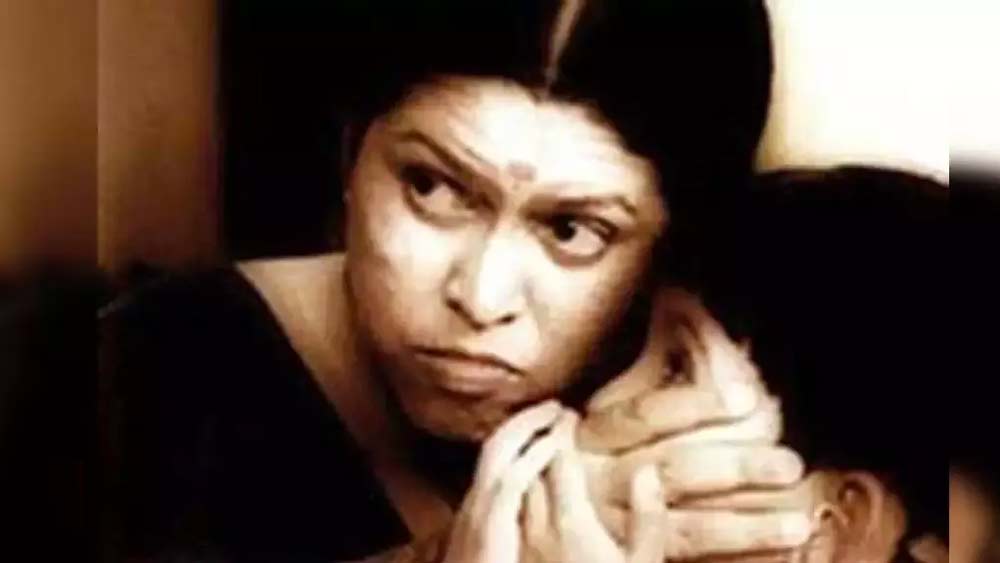 পরিচালক রামগোপাল বর্মা এবং প্রিয়দর্শনের পছন্দের অভিনেত্রী ছিলেন রসিকা। এই দুই পরিচালক বিভিন্ন চরিত্রে অভিনয়ের সুযোগ দিয়েছেন রসিকাকে।