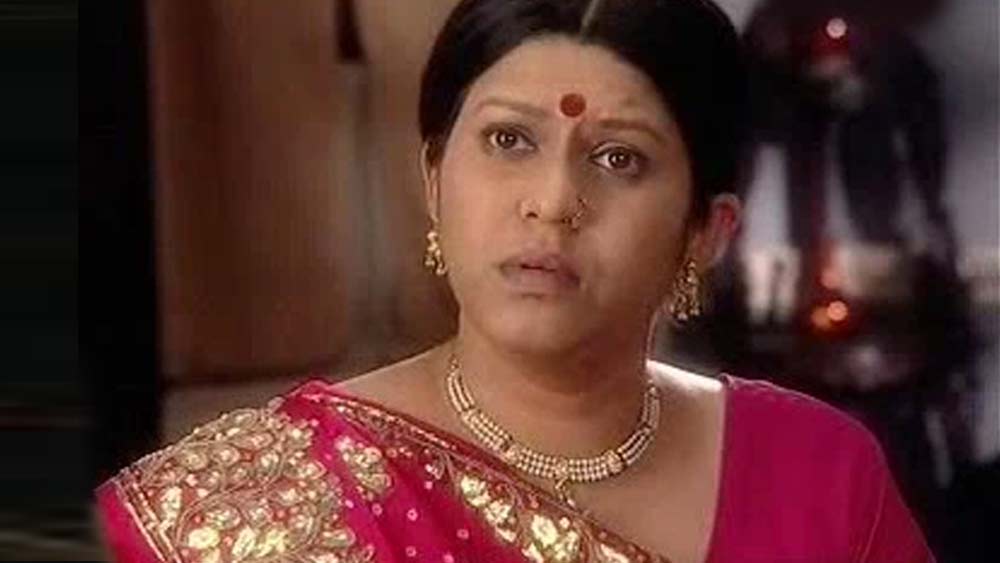 অজান্তেই শরীরে বাসা বেঁধেছিল লিউকেমিয়া। কিন্তু রসিকার অদম্য মনোবলের কাছে হার মেনেছিল অসুস্থতা। দুর্বল শরীরেও চালিয়ে গিয়েছেন অভিনয়।