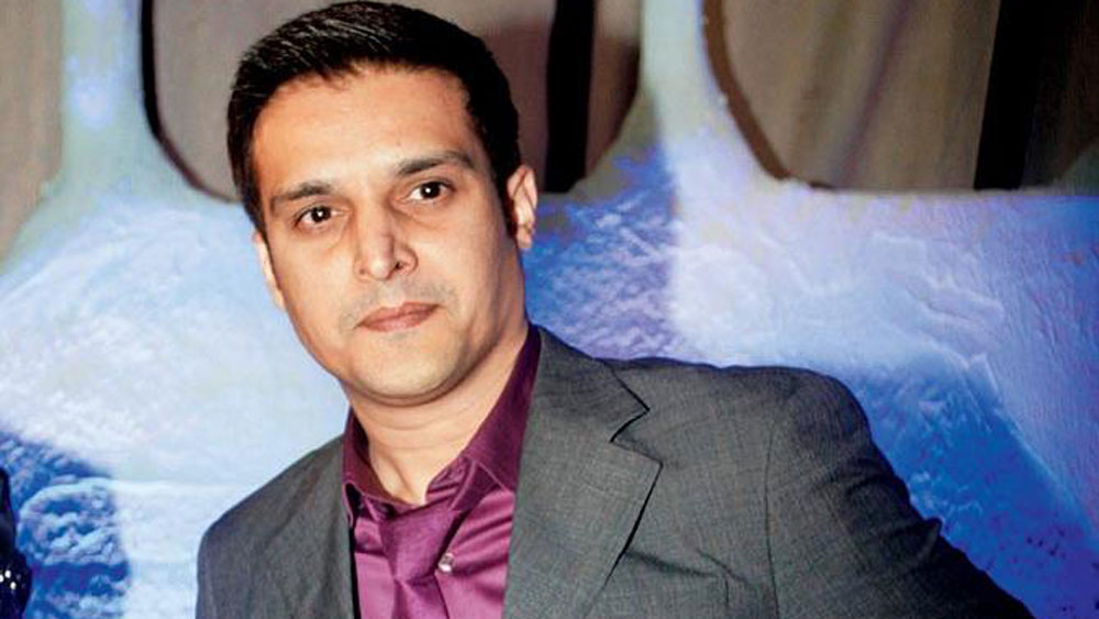 রণদীপের মতোই বরাবর বলিউডের প্রথম সারি থেকে বরাবরই ব্রাত্য জিমি শেরগিল। ১৯৯৬ সালে গুলজার পরিচালিত ‘মাচিস’ ছবির মাধ্যমে বলিউডে পা রাখে জিমি। ছবিতে তাঁর অভিনয় প্রশংসিত হয়। তার পর ‘মহব্বতেঁ’, ‘মুন্নাভাই এমবিবিএস’, ‘ইয়াহাঁ’, ‘আ ওয়েডনেসডে’, ‘তনু ওয়েডস মনু’-র মতো একাধিক ছবিতে অভিনয় করেছেন জিমি।