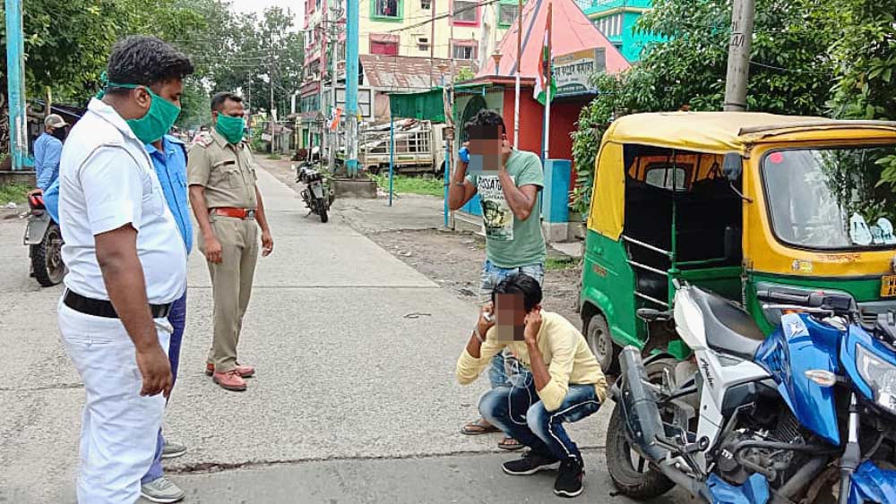 Howrah and Hooghly Witness Successful Weekly Lockdown
