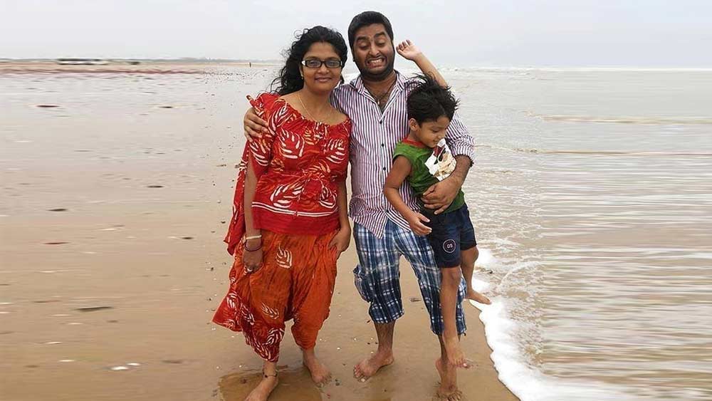 পাত্রী কোয়েল রায়। কে এই কোয়েল? তাঁর সঙ্গে অরিজিতের বিয়েই বা হয়েছিল কী করে?