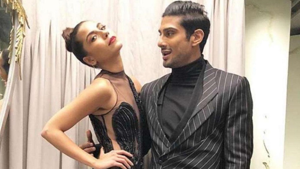 কিন্তু ২০২০-র শুরুর দিকে সানিয়া ও প্রতীকের দাম্পত্যে চিড় ধরেছে বলে শোনা যায়। সোশ্যাল মিডিয়ায় একে অপরকে আনফলো করে দেন তাঁরা। এমনকি দু’জনে আলাদা থাকতেও শুরু করেন বলে জানা যায়। কিন্তু প্রতীক ও সানিয়া এ নিয়ে প্রকাশ্যে মুখ খোলেননি।