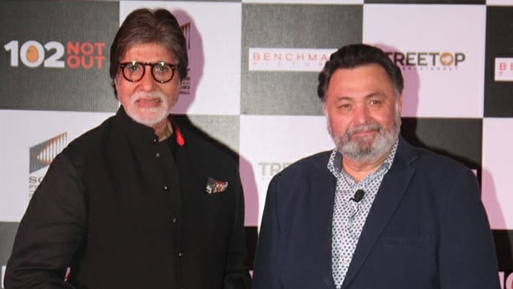 গোবিন্দর মতো অভিনেতাকেও ইন্ডাস্ট্রি প্রাপ্য সম্মান দেয়নি বলে অভিযোগ করেন শত্রুঘ্ন। কপূর পরিবারের সদস্য হওয়া সত্ত্বেও দলবাজির জেরে একসময় তিনিও কোণঠাসা হয়ে পড়েন বলে নিজের আত্মজীবনীতে অভিযোগ করেন প্রয়াত ঋষি কপূরও। তিনি জানান, একের পর এক হিট ছবি দিলেও, একামাত্র অমিতাভই গুরুত্ব পেতেন ইন্ডাস্ট্রিতে। একসঙ্গে ছবি করলে, ভাল চরিত্রটি অমিতাভের জন্য আগে থেকে বেছে রেখে দিতেন পরিচালক-প্রযোজকরা। তাঁকে তুলনামূলক কম গুরুত্বপূর্ণ চরিত্র দেওয়া হতো। শশী কপূর, বিনোদ খন্নার মতো অভিনেতাদেরও একই পরিস্থিতির মধ্যে দিয়ে যেতে হয়েছে বলে জানান তিনি।