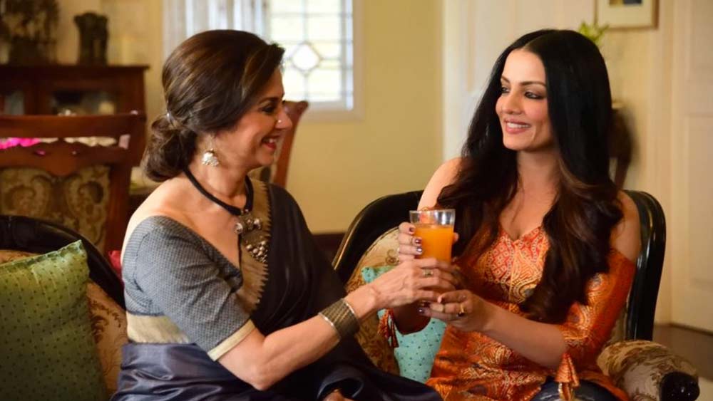 নিজেকে প্রমাণ করতে করতে নাকি ক্লান্ত হয়ে পড়েছিলেন সেলিনা। তাই ভেবেছিলেন একটা ব্রেক নেওয়ার পরে ফিরবেন। সেটাই করেছেন তিনি। কিন্তু অস্ট্রেলিয়ায় থেকে বলিউডে কামব্যাক করা খুব একটা সহজ ছিল না। সম্প্রতি শর্ট ফিল্ম ‘সিজনস গ্রিটিংস’-এ অভিনয় করেছেন সেলিনা।