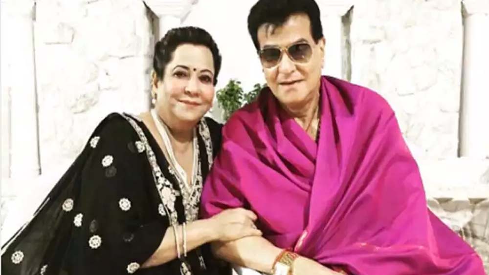 ফলে জিতেন্দ্র ও শোভা দু’জনেই হতাশ হয়ে পড়েন। কিন্তু এক সময় সিদ্ধান্ত নেন, জীবনে যা-ই আসুক না কেন, বিয়ে তাঁরা করবেনই। জিতেন্দ্র প্রতিশ্রুতি দেন শোভাকে। যদি ‘বিদাই’ হিট হয় বক্স অফিসে, তিনি শোভাকে বিয়ে করবেন।